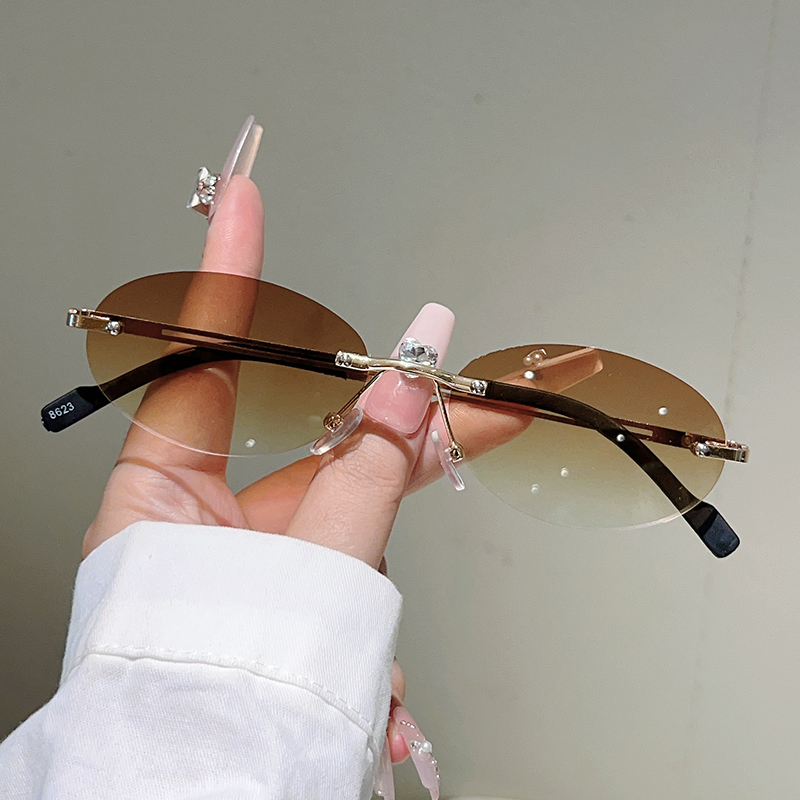 Rimless Oval Sunglasses Women  - Vintage Outdoor Fashion recension och pris