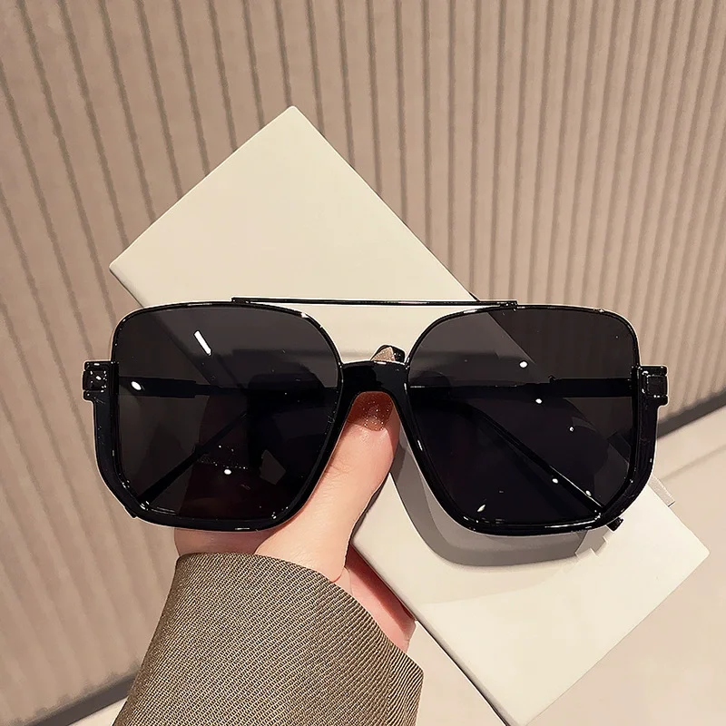 New Vintage Oversized Sunglass - Vintage Fashion Enthusiasts recension och pris
